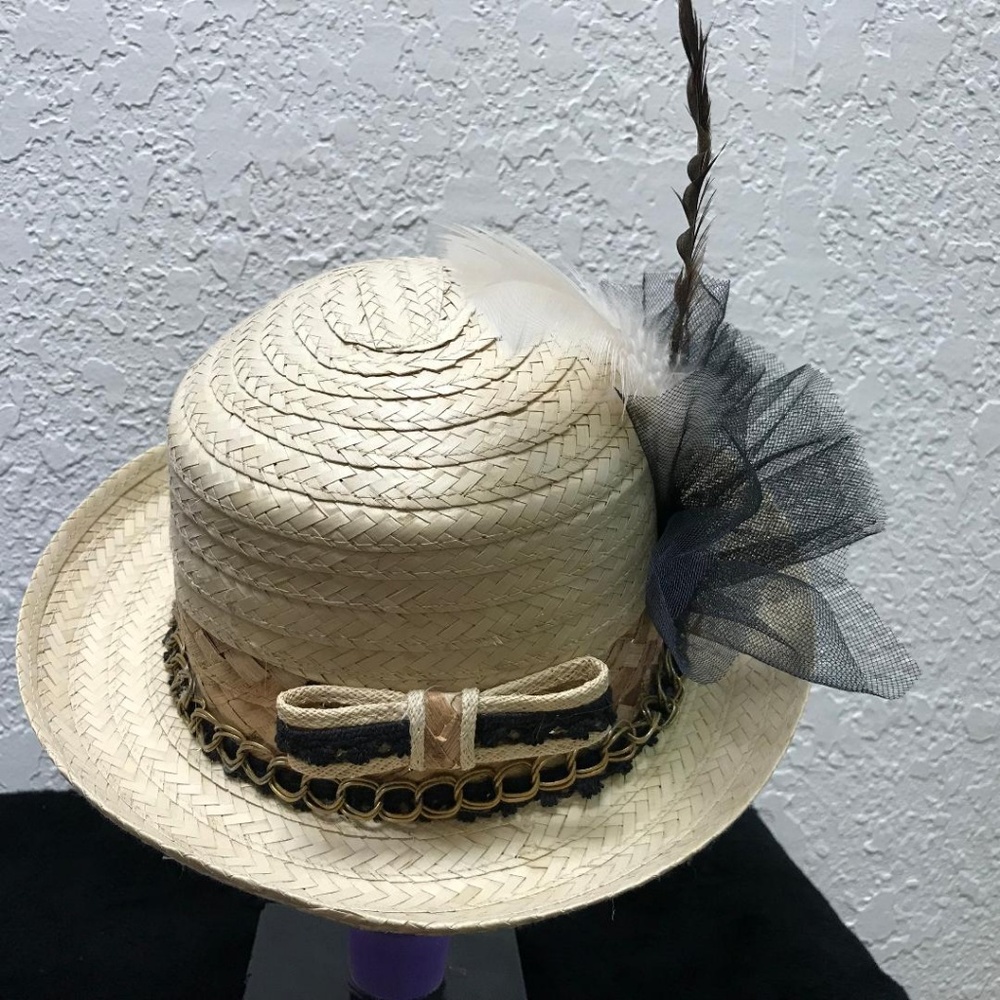 Hat - Picture 4 of 5